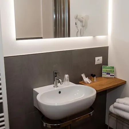 Homy Bed and breakfast 4*